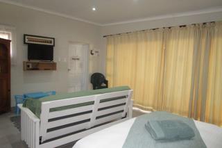 4 Bedroom Property for Sale in Fraaiuitsig Western Cape